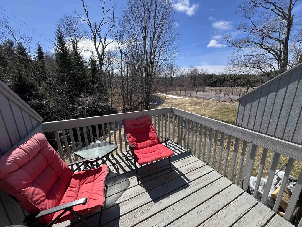 3095 Thompsonburg Road Londonderry VT 05155