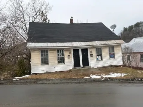 90 Mount Vernon Street St. Johnsbury VT 05819