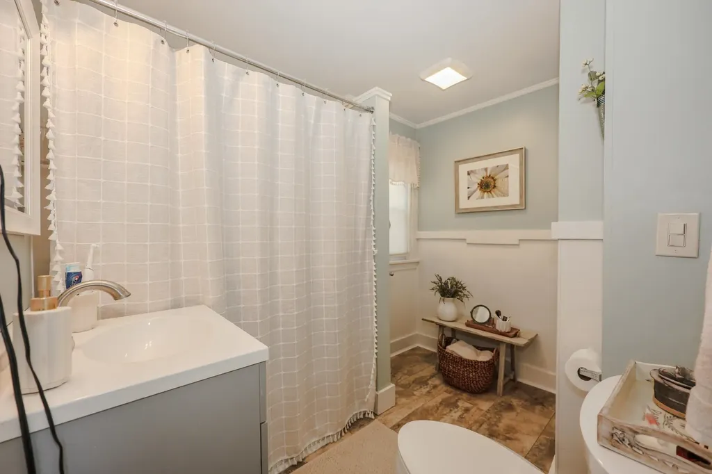 5 Thomas Street Concord NH 03301