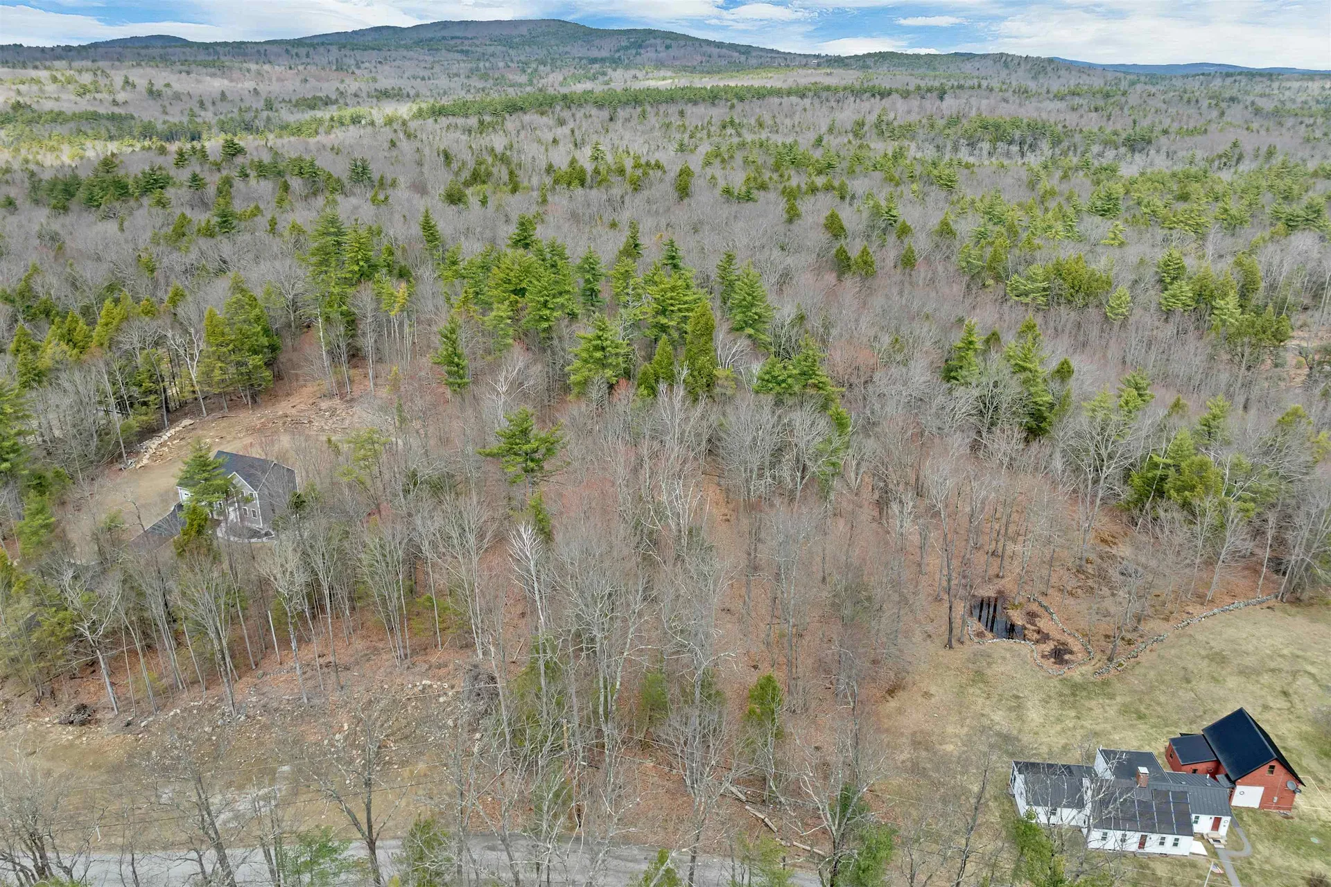 52 Mt. Delight Road Deerfield NH 03037