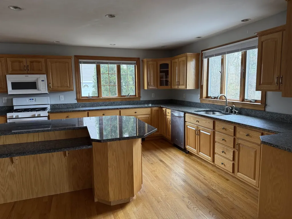 116 Hilliard Road Laconia NH 03246