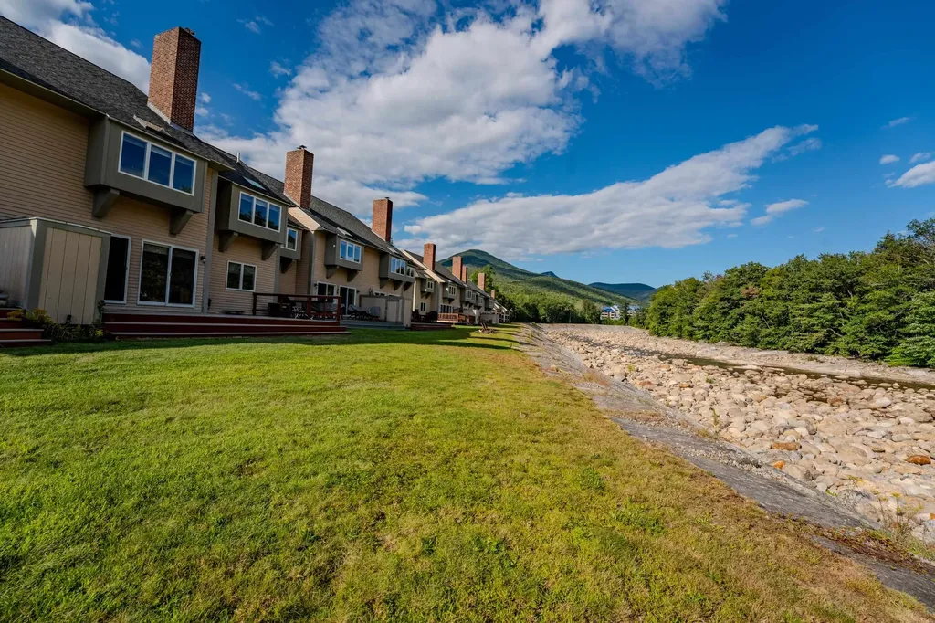 52 Bunker Lane Lincoln NH 03251