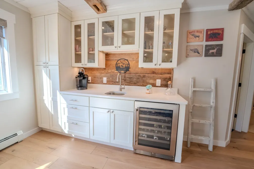 52 Bunker Lane Lincoln NH 03251