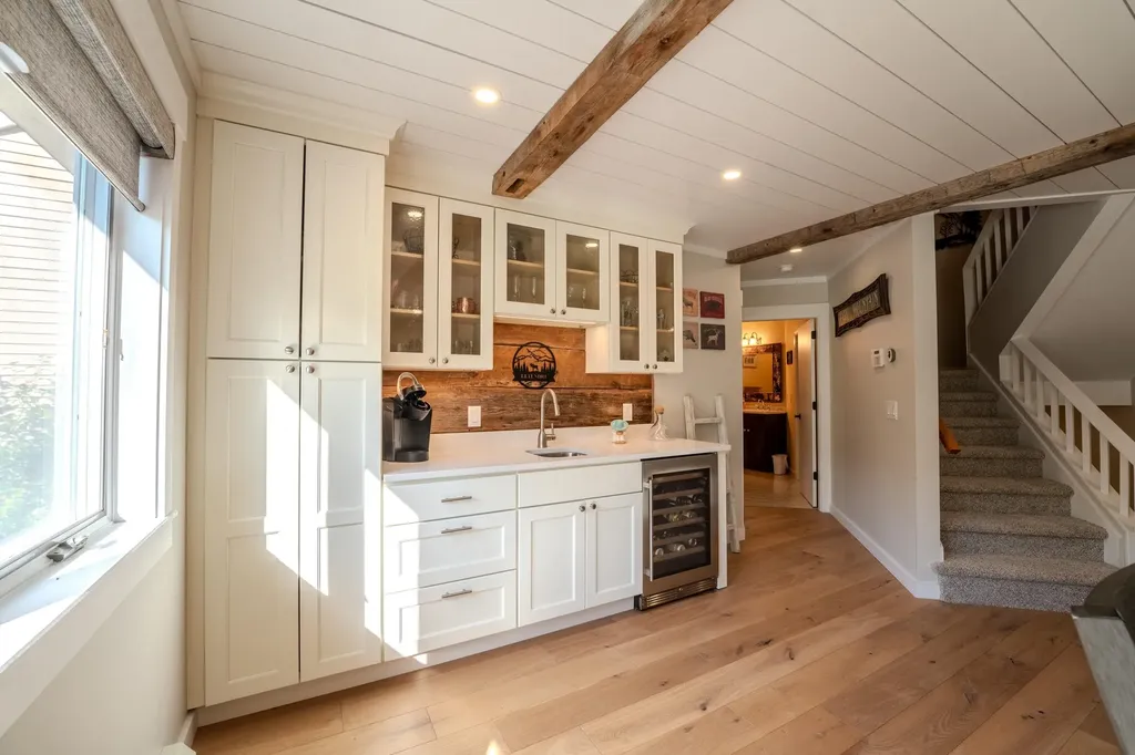 52 Bunker Lane Lincoln NH 03251