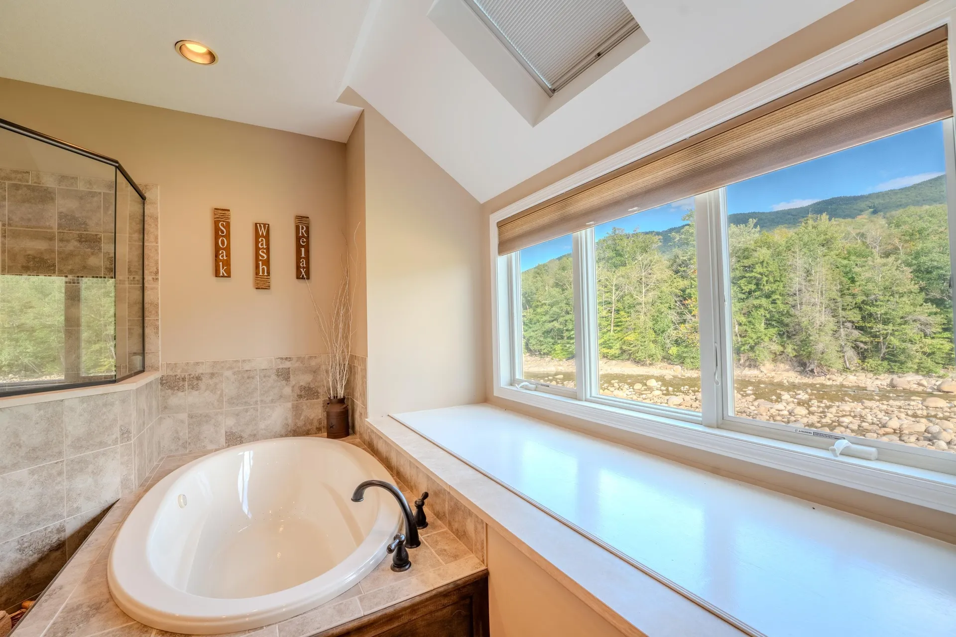 52 Bunker Lane Lincoln NH 03251