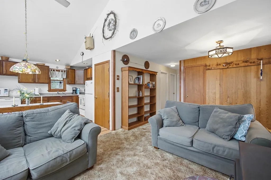 1 Wentworth Lane Barnstead NH 03225