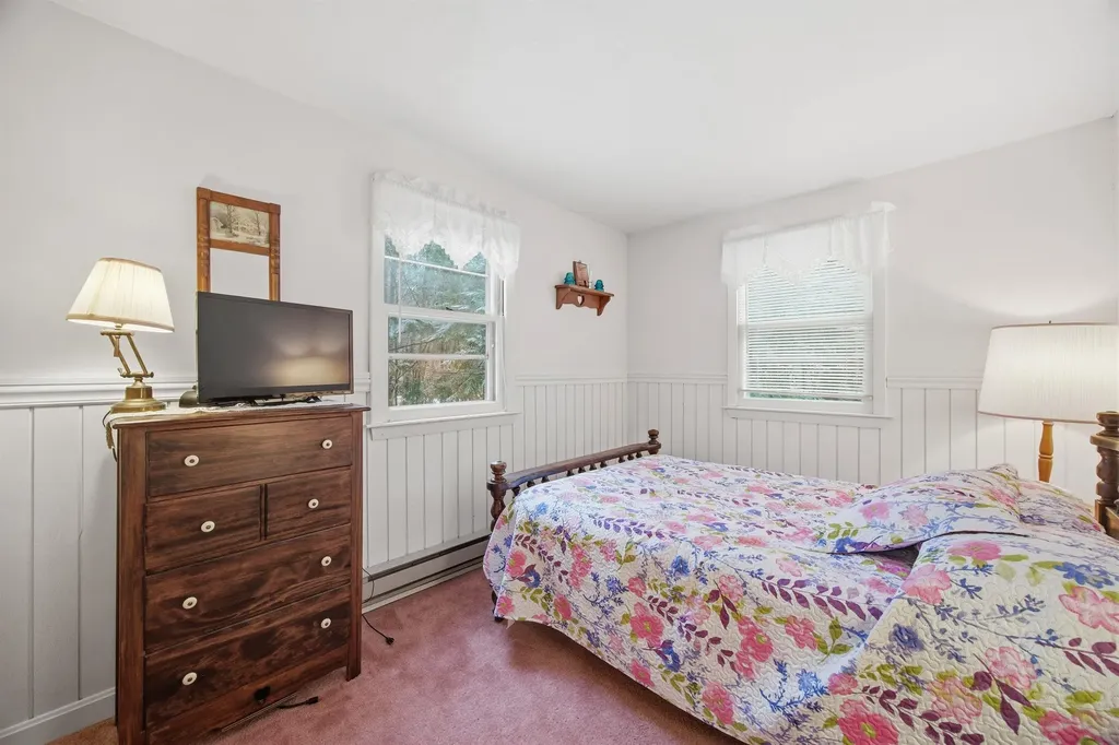 1 Wentworth Lane Barnstead NH 03225