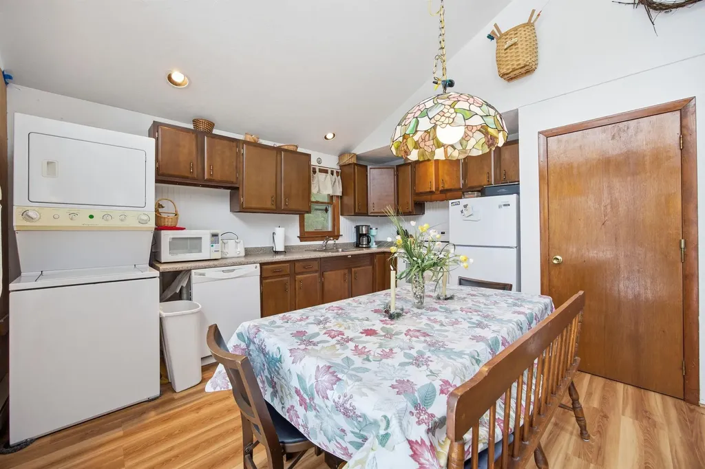 1 Wentworth Lane Barnstead NH 03225