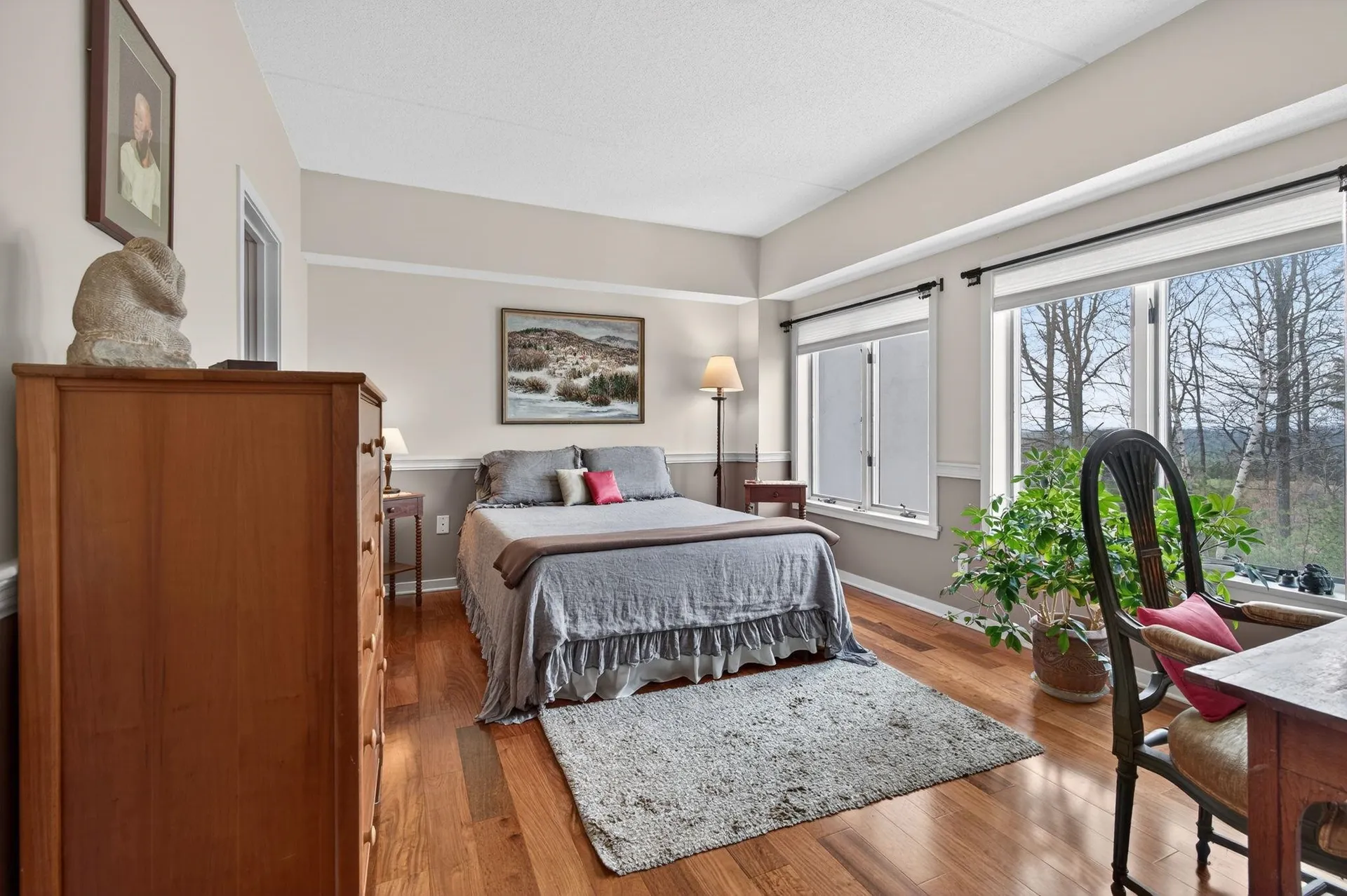 12 Mountain Laurels Drive Nashua NH 03062