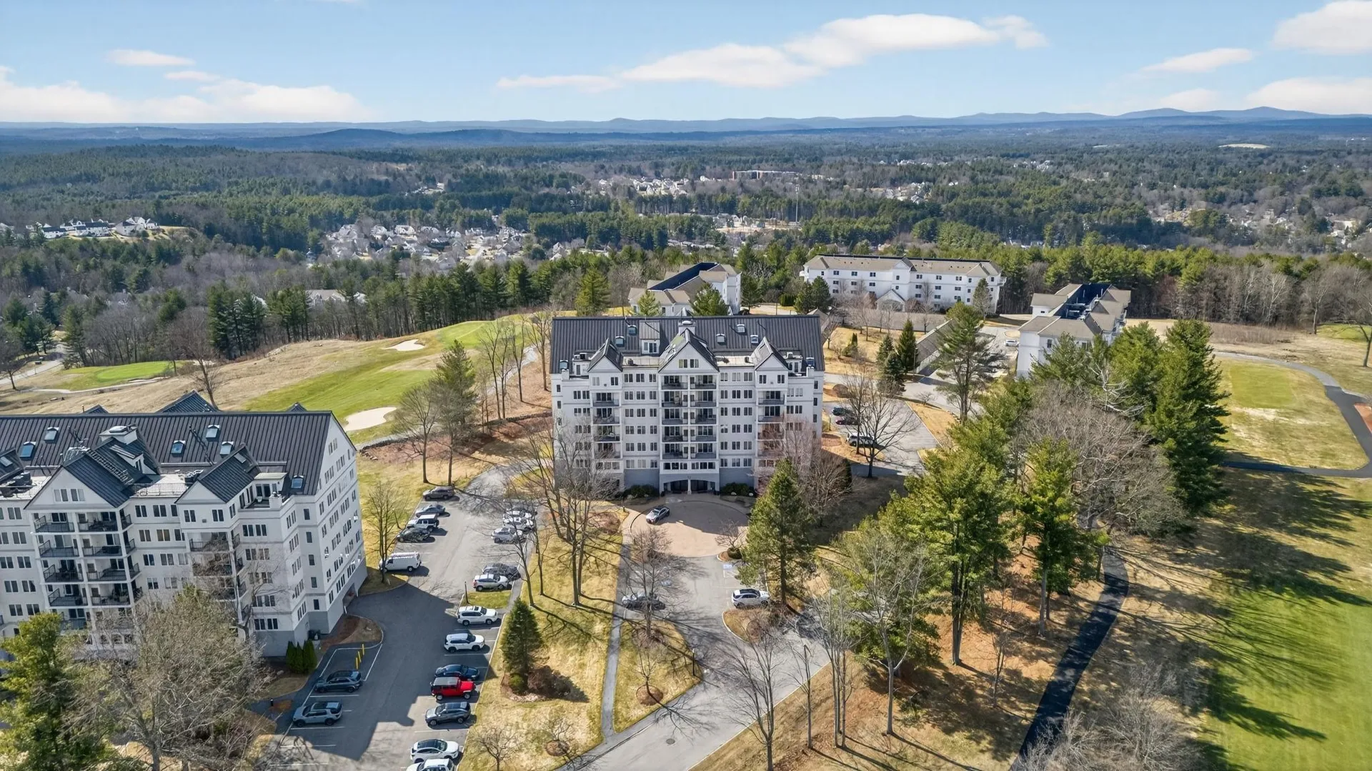 12 Mountain Laurels Drive Nashua NH 03062