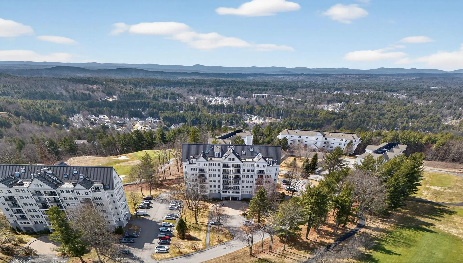 12 Mountain Laurels Drive Nashua NH 03062