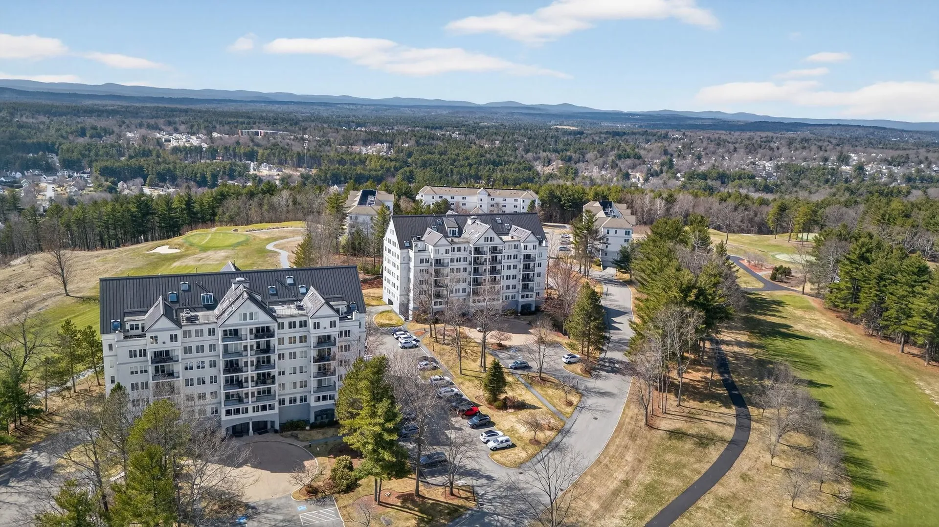 12 Mountain Laurels Drive Nashua NH 03062