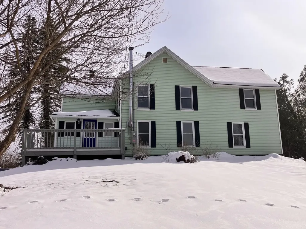 72 Nason Terrace Troy VT 05859