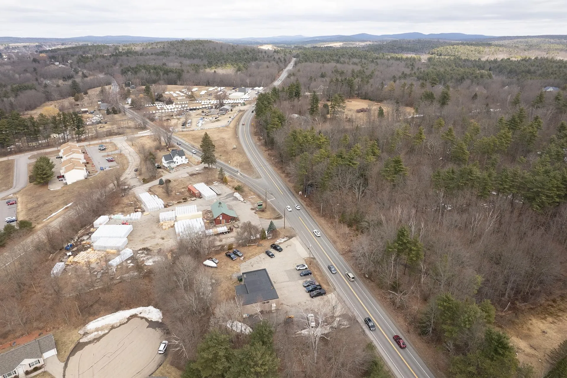 1806 Hooksett Road Hooksett NH 03106