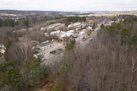 1806 Hooksett Road Hooksett NH 03106