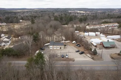 1806 Hooksett Road Hooksett NH 03106