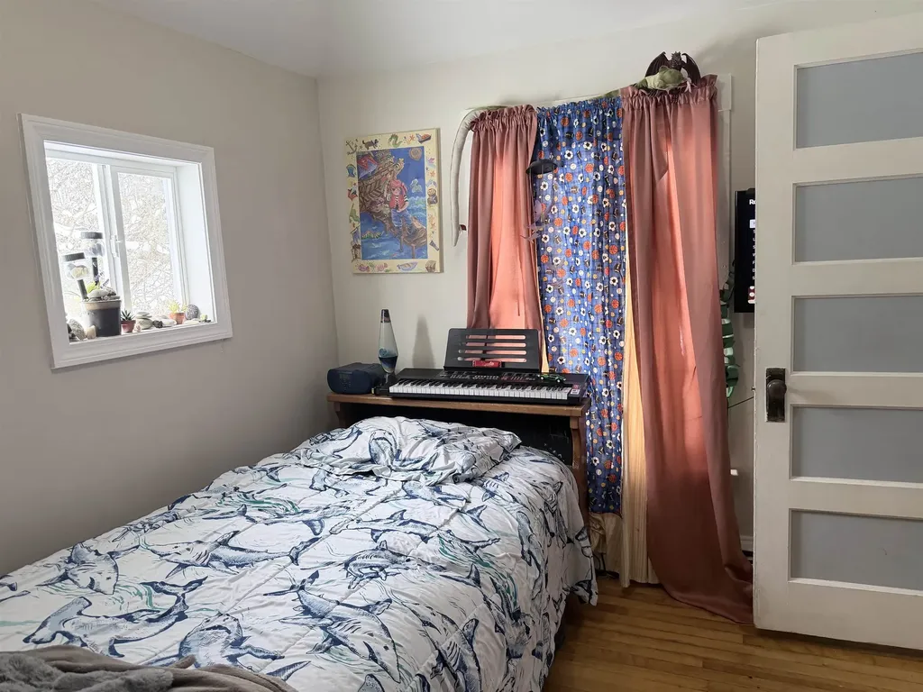 16 Jefferson Avenue Lunenburg VT 05904