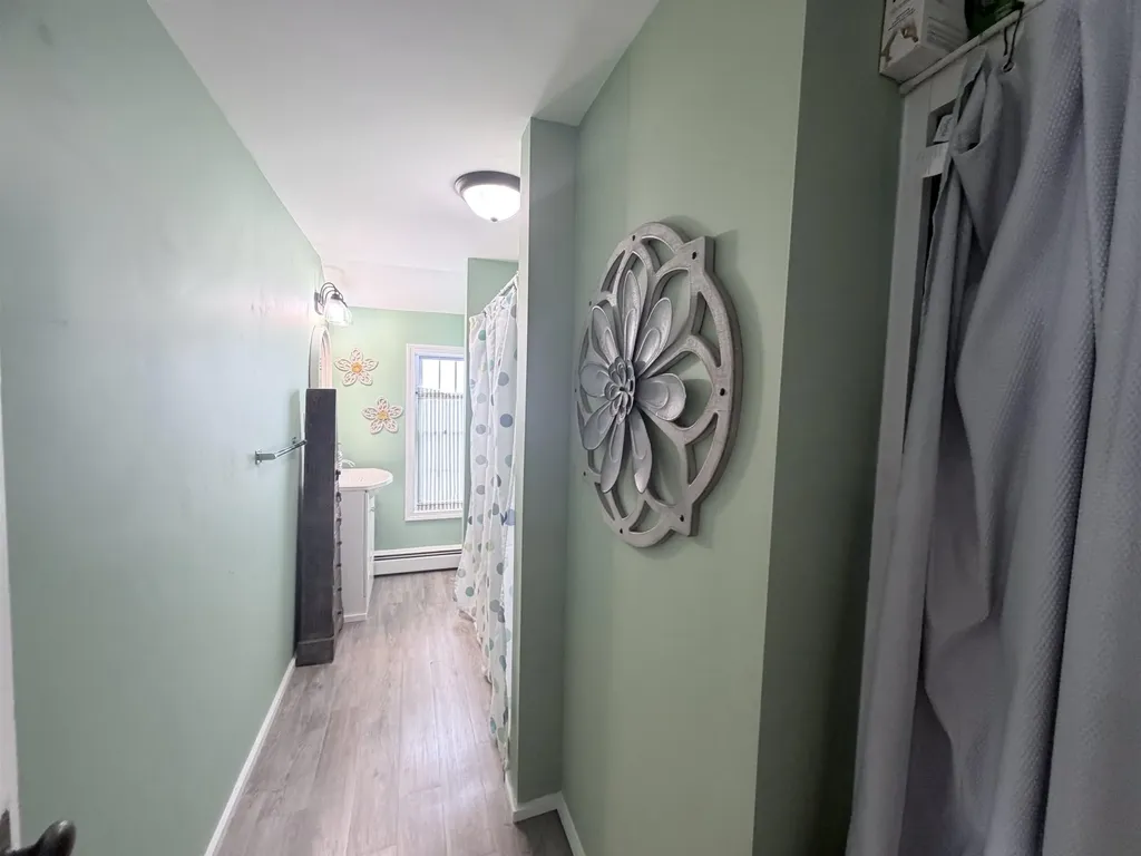 16 Jefferson Avenue Lunenburg VT 05904