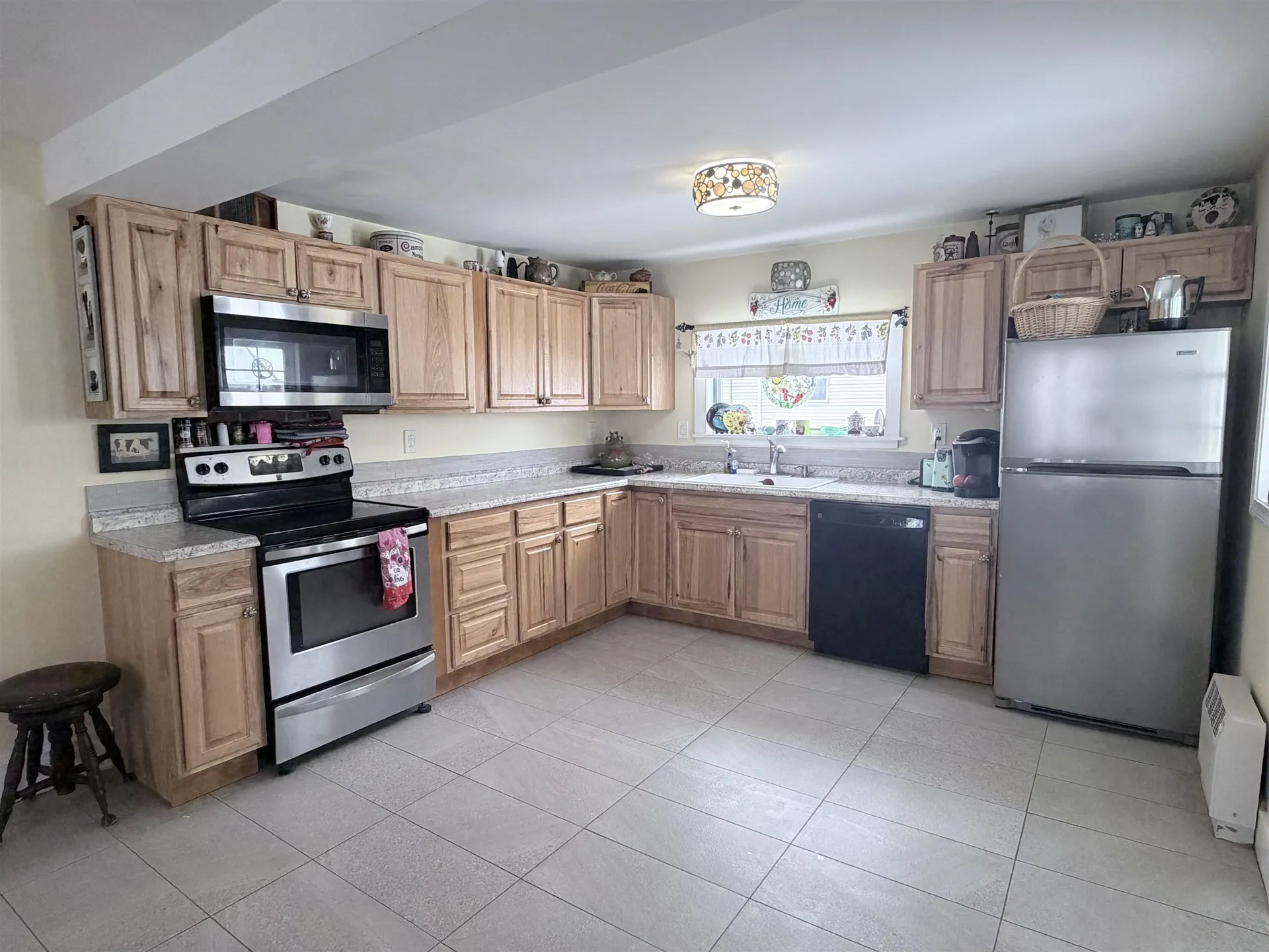 16 Jefferson Avenue Lunenburg VT 05904