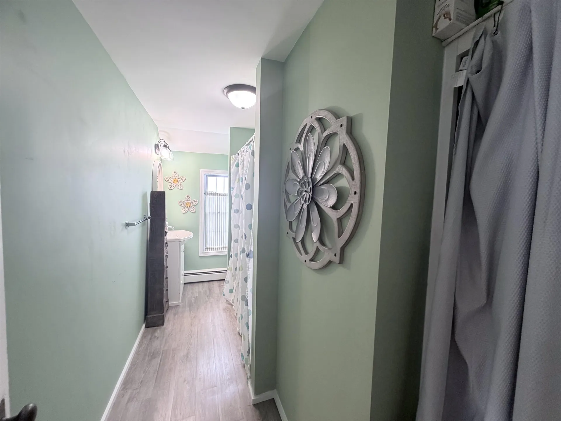 16 Jefferson Avenue Lunenburg VT 05904