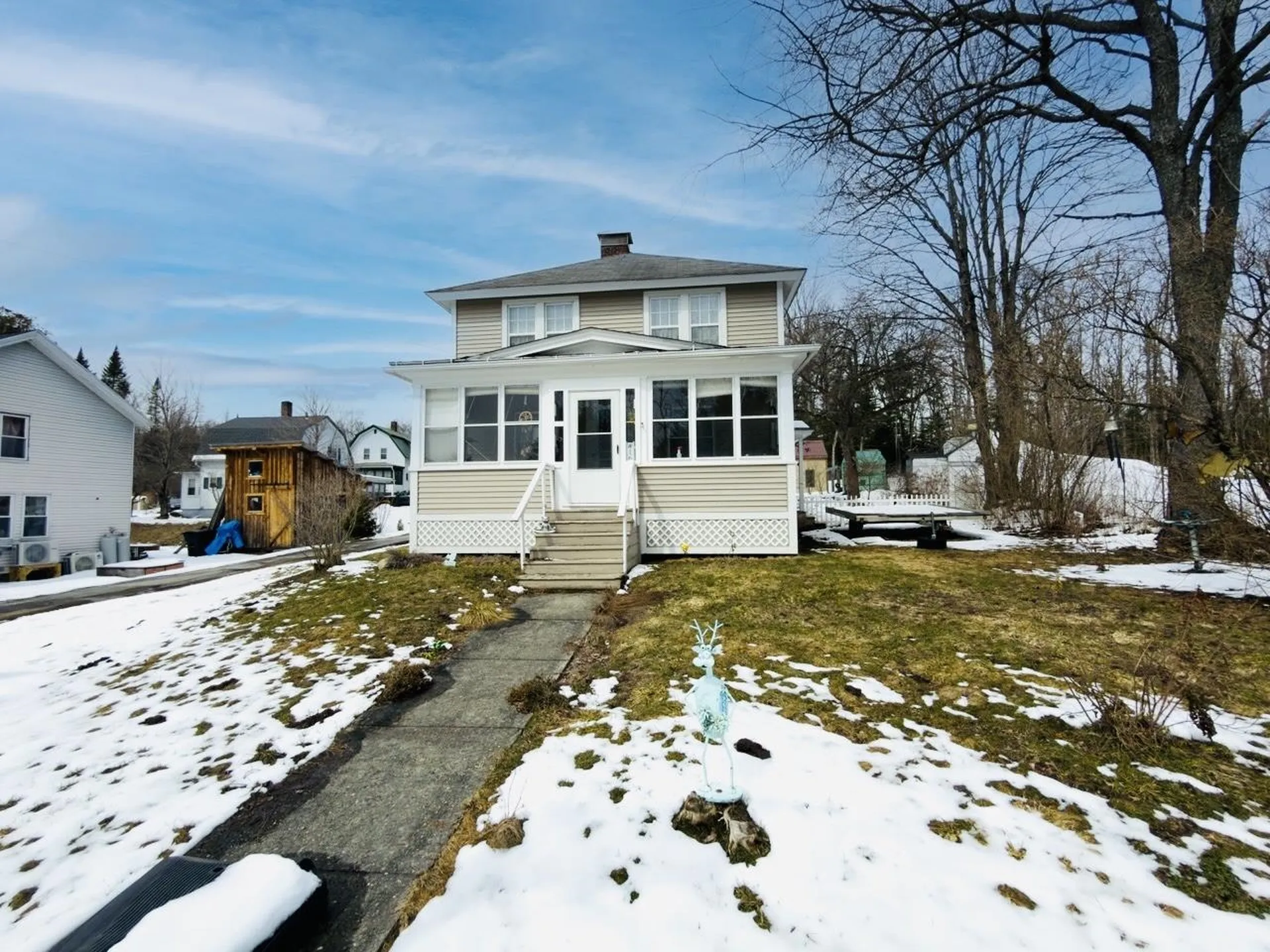 16 Jefferson Avenue Lunenburg VT 05904