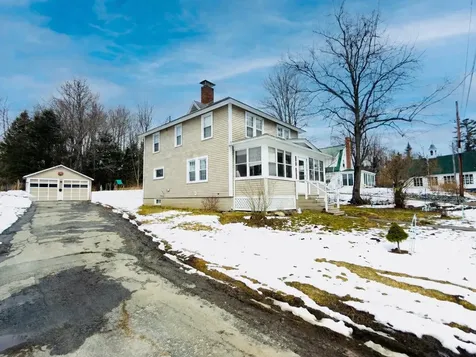 16 Jefferson Avenue Lunenburg VT 05904