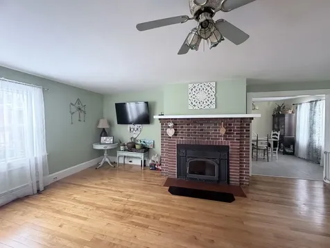 16 Jefferson Avenue Lunenburg VT 05904