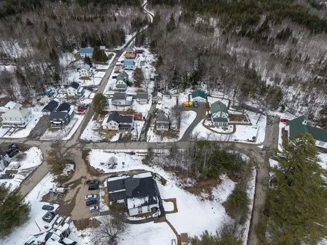 16 Jefferson Avenue Lunenburg VT 05904