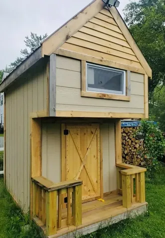 16 Jefferson Avenue Lunenburg VT 05904