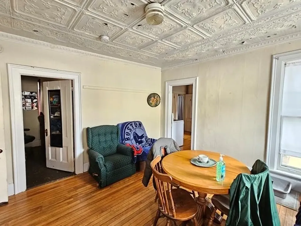 116 Roxbury Street Keene NH 03431