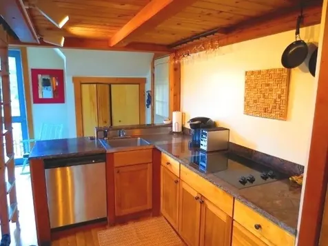 116 Roxbury Street Keene NH 03431