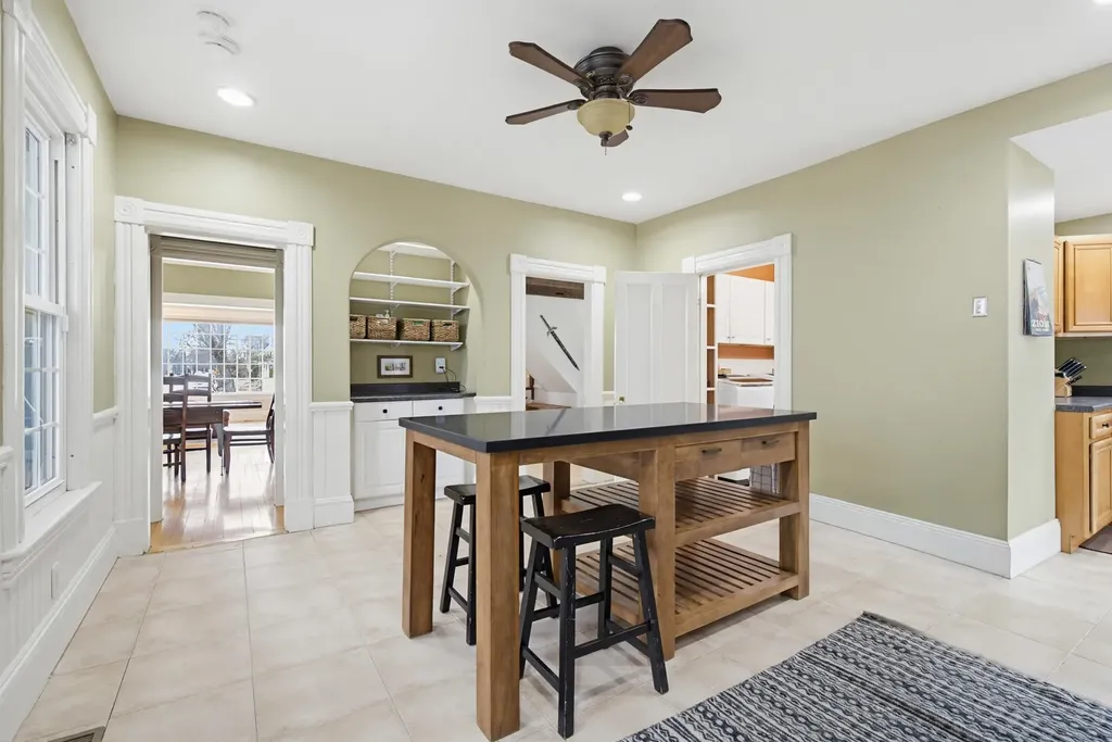 935 Union Street Manchester NH 03104