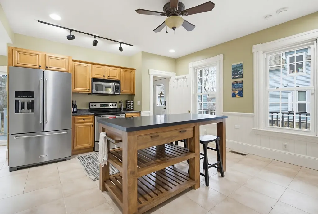 935 Union Street Manchester NH 03104