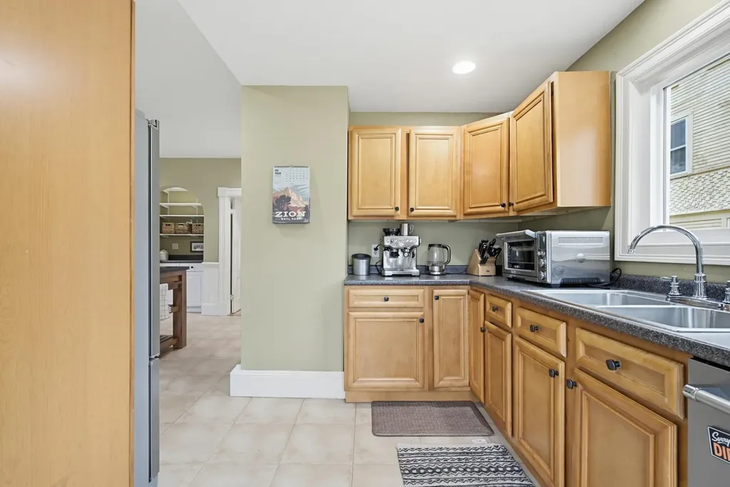 935 Union Street Manchester NH 03104