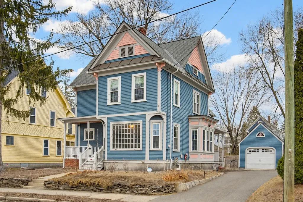 935 Union Street Manchester NH 03104