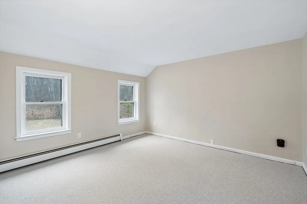 18 Gervaise Drive Derry NH 03038