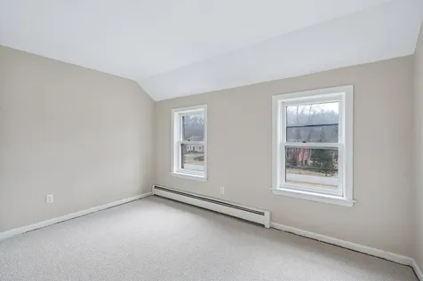 18 Gervaise Drive Derry NH 03038