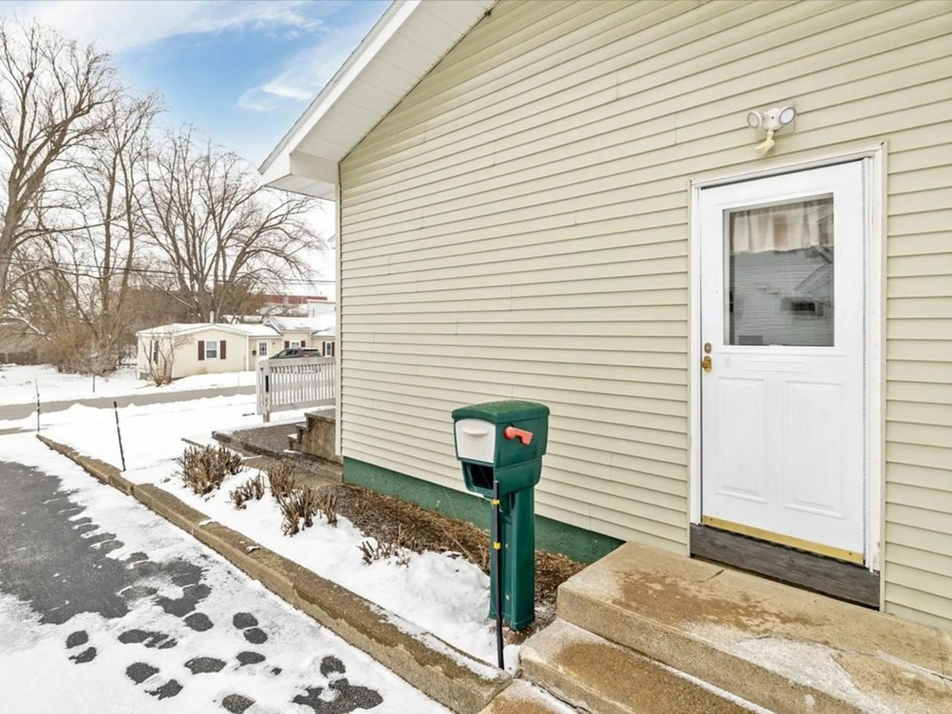 7 Sawyer Street St. Albans City VT 05478