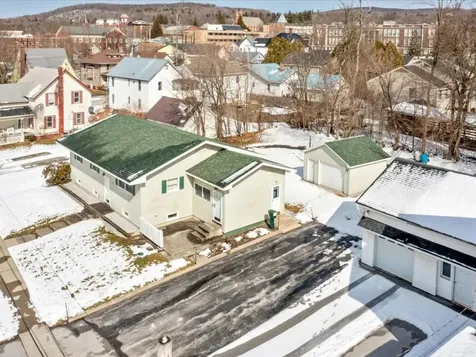 7 Sawyer Street St. Albans City VT 05478