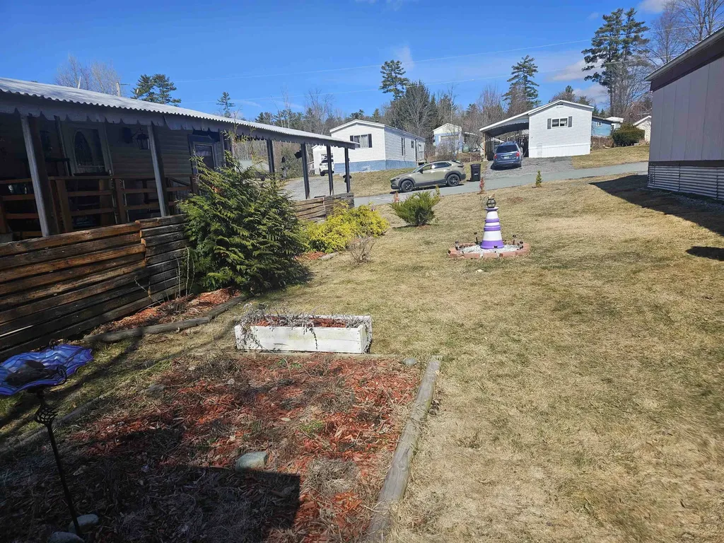 20 Fiske Place Claremont NH 03743