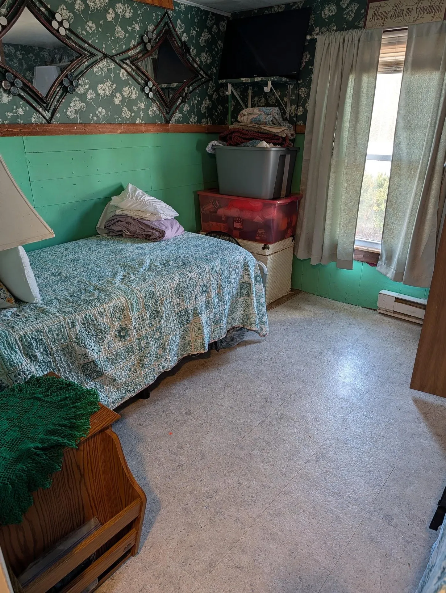 20 Fiske Place Claremont NH 03743