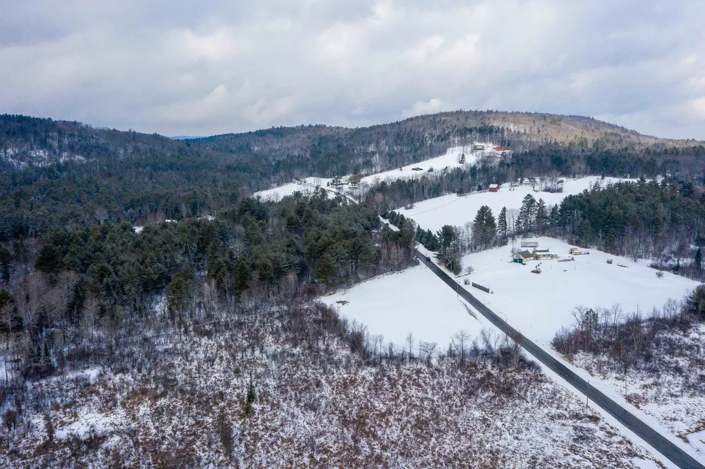 00 Parker Hill Road Lisbon NH 03585-3612