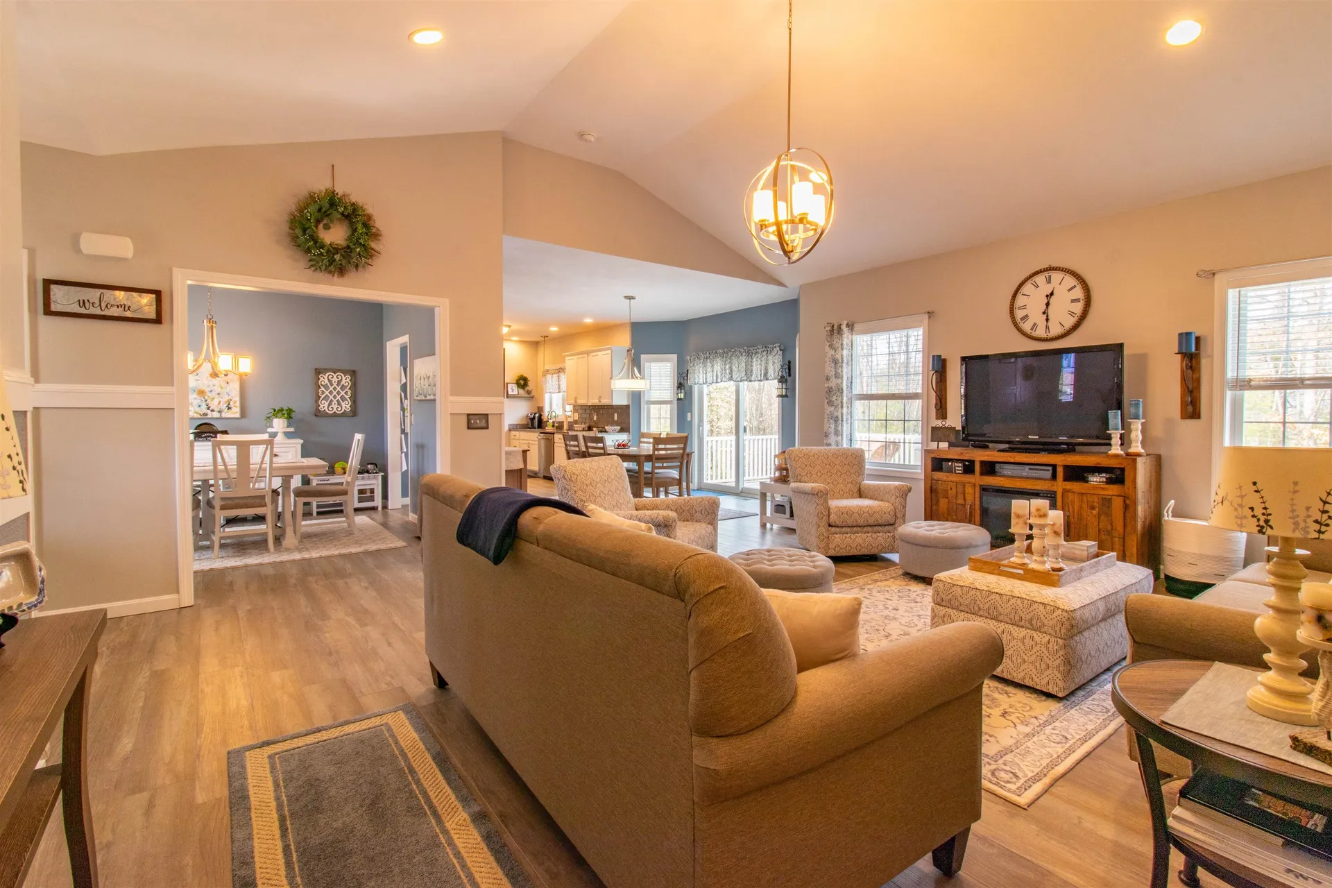 123 Falcon Ridge Road Milford NH 03055