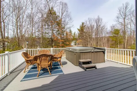 123 Falcon Ridge Road Milford NH 03055