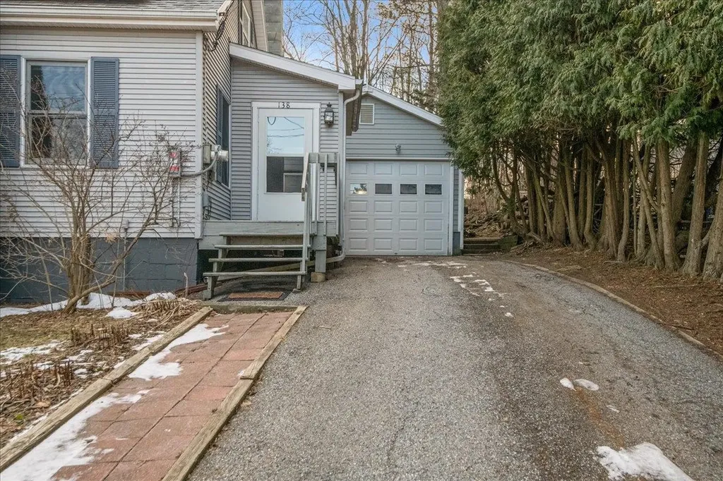 138 Foster Street Burlington VT 05401