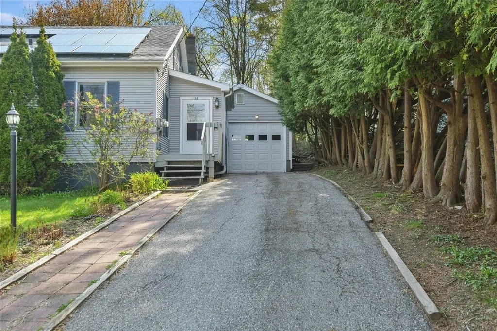 138 Foster Street Burlington VT 05401