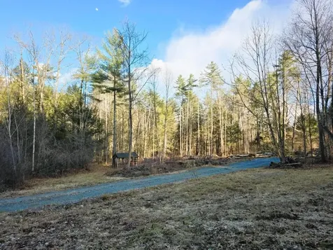 69 Old Haven Lane Putney VT 05346