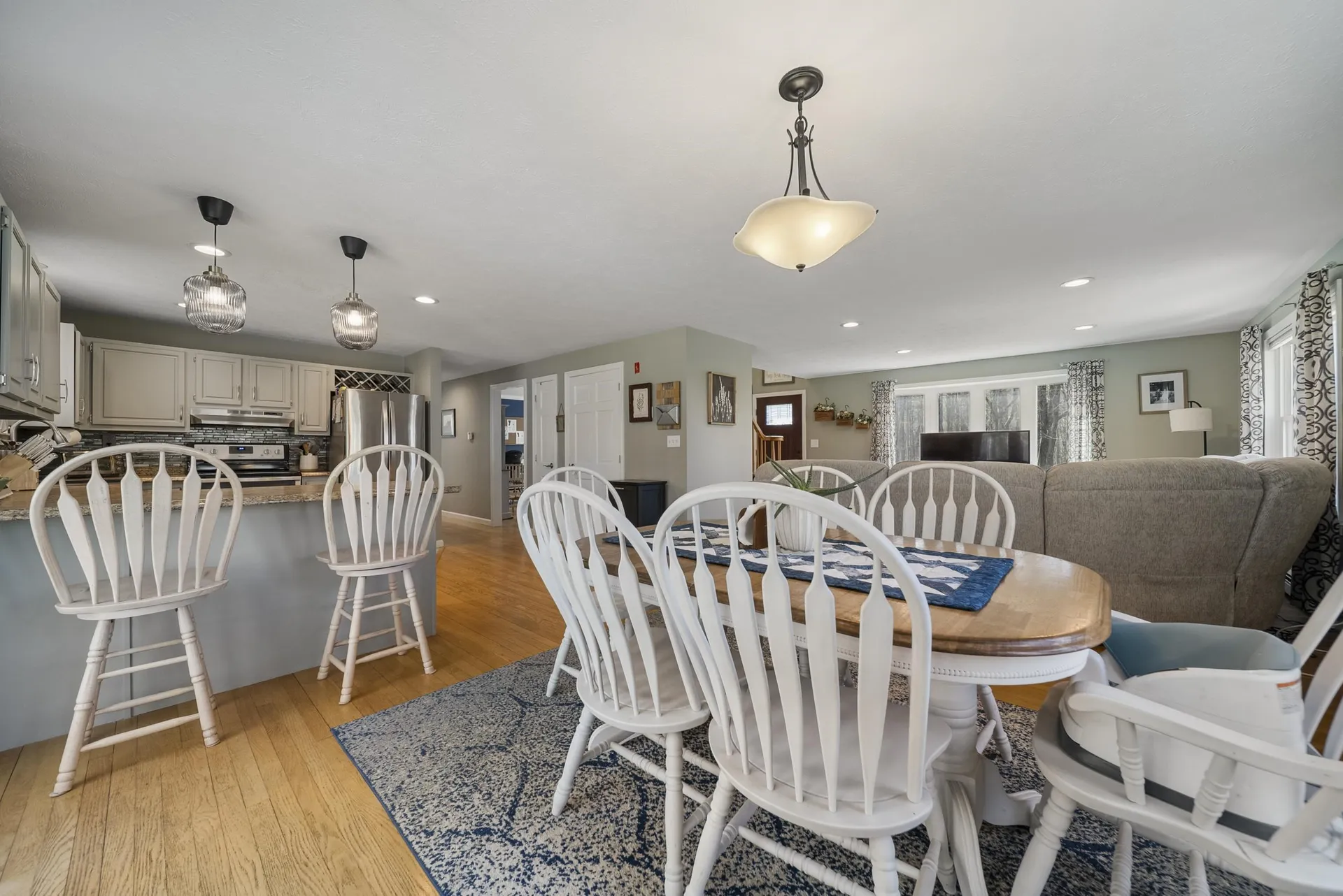 916 River Road Weare NH 03281