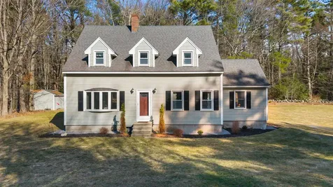 916 River Road Weare NH 03281