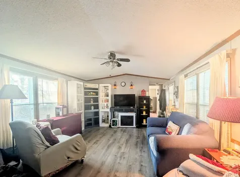16 Harbourt Drive Winchester NH 03470
